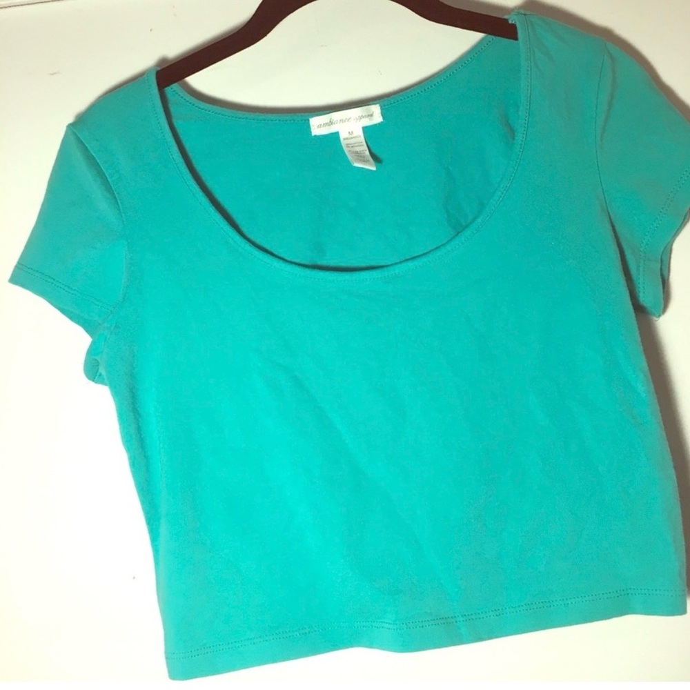 Women’s Scoop Neck Crop Top - Aqua Green Ambiance Apparel